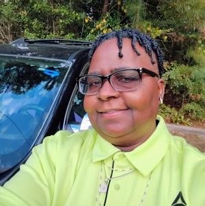 Meet your Posher, Deborah